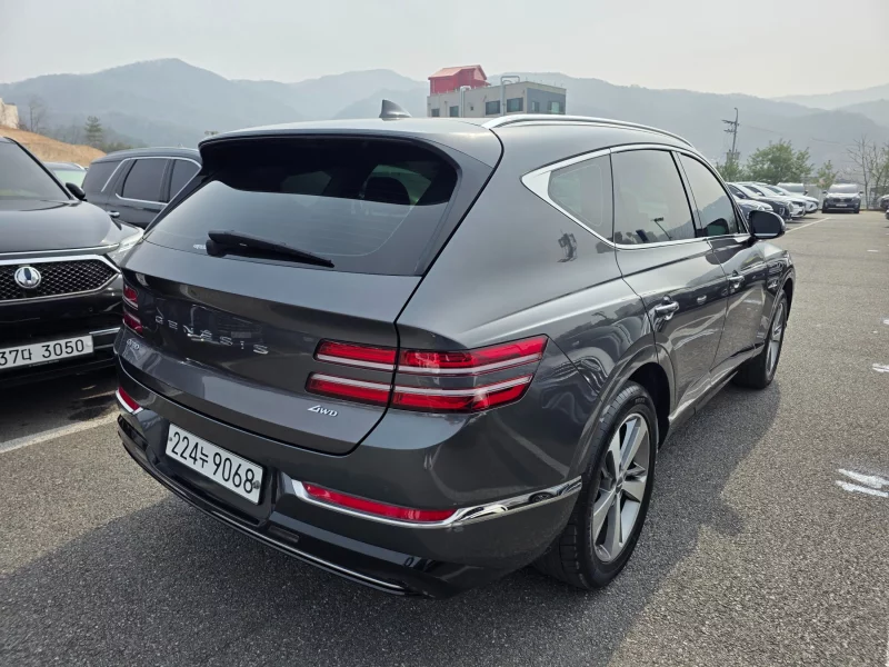 Genesis GV80
