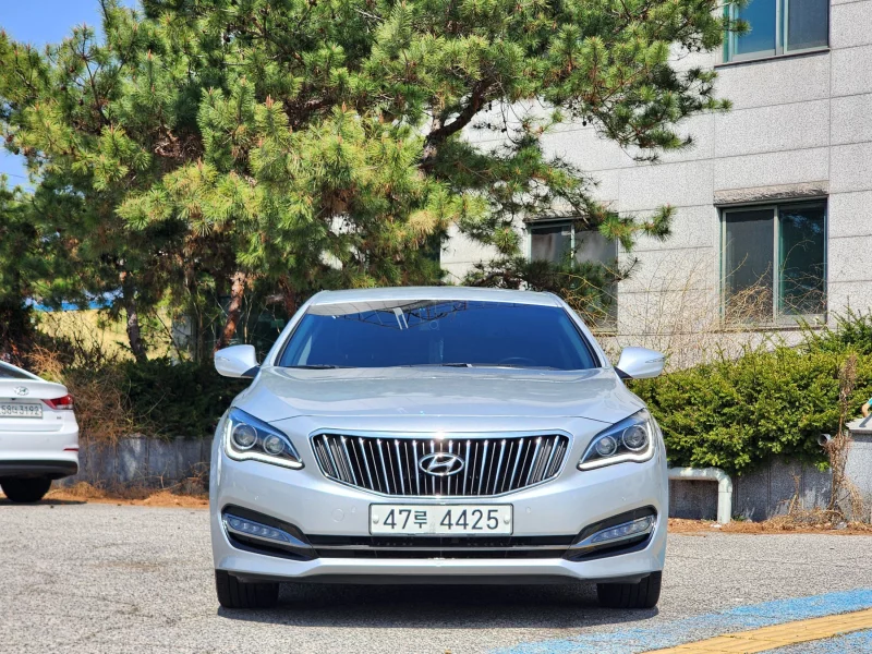 Hyundai Aslan