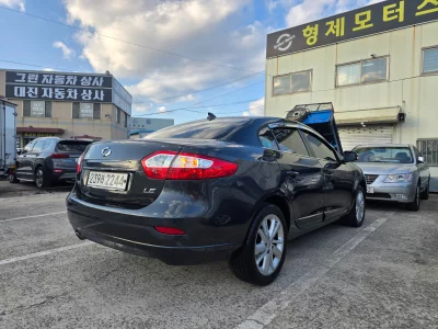 Renault SM3