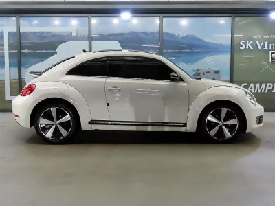 Volkswagen BEETLE