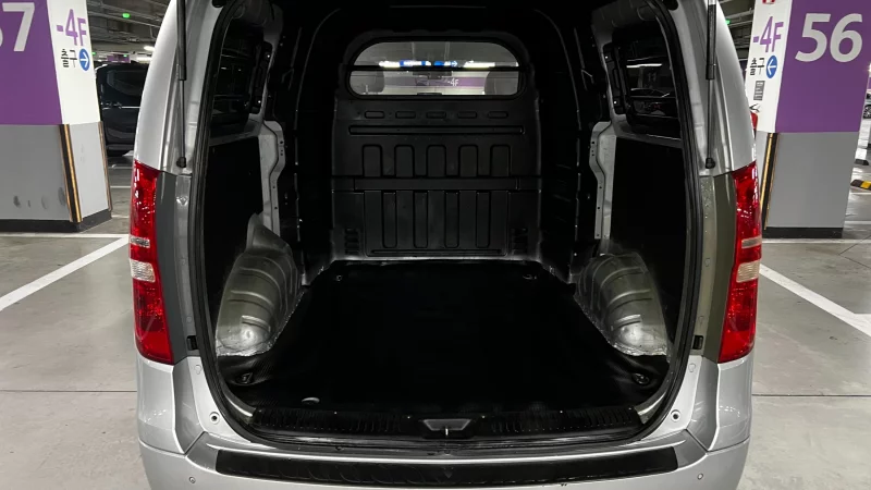 Hyundai Grand Starex