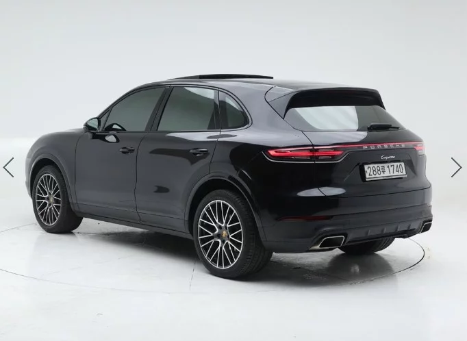 Porsche CAYENNE