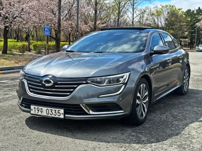 Renault SM6
