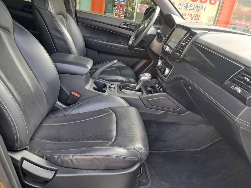 SsangYong Rexton Sports