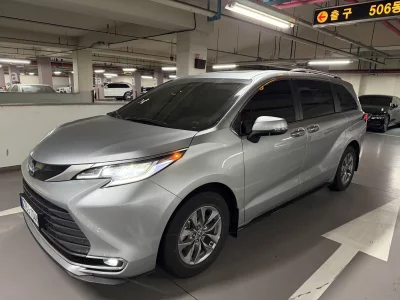 Toyota SIENNA