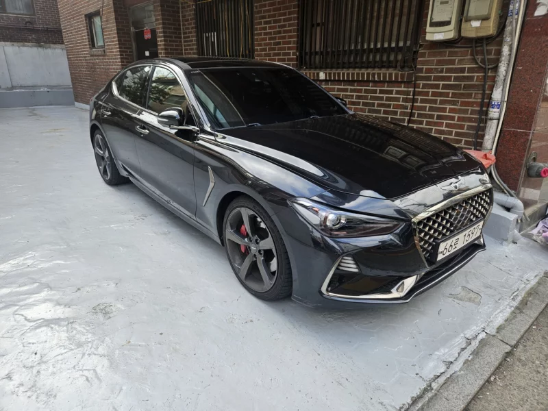 Genesis G70