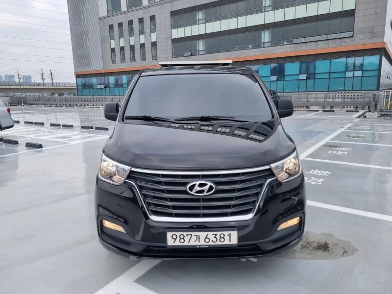 Hyundai Grand Starex