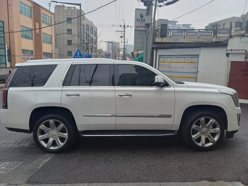 Cadillac Escalade