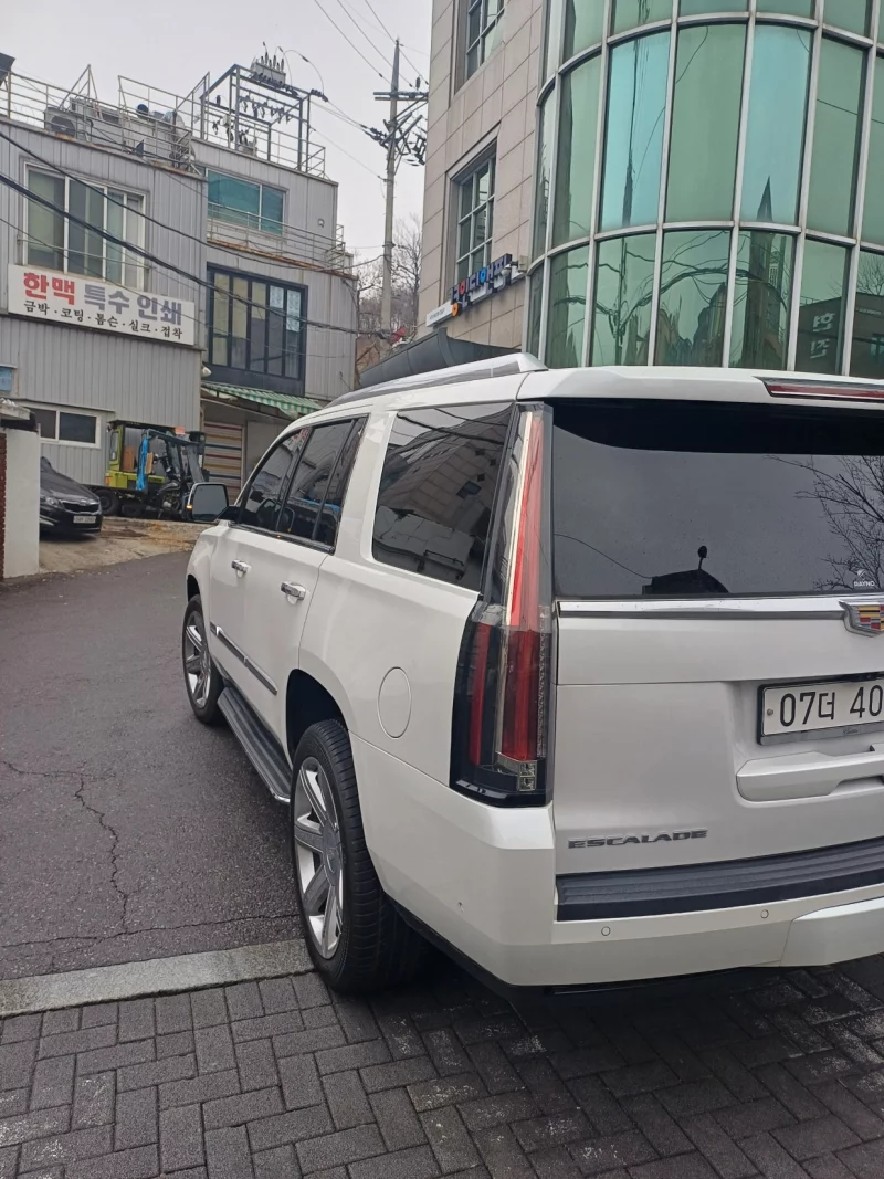 Cadillac Escalade