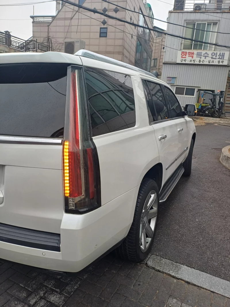 Cadillac Escalade