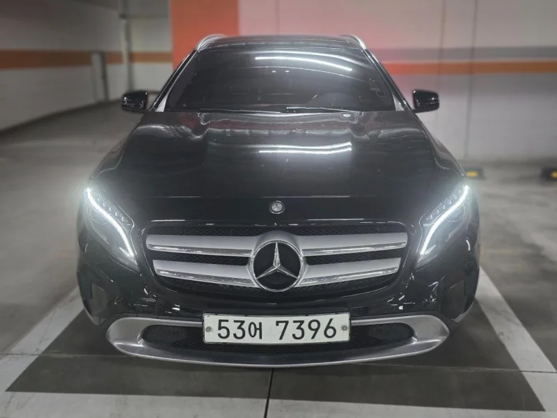 Mercedes-Benz GLA-Class