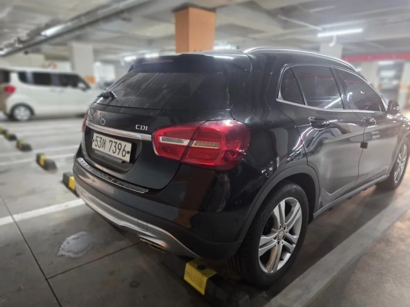 Mercedes-Benz GLA-Class