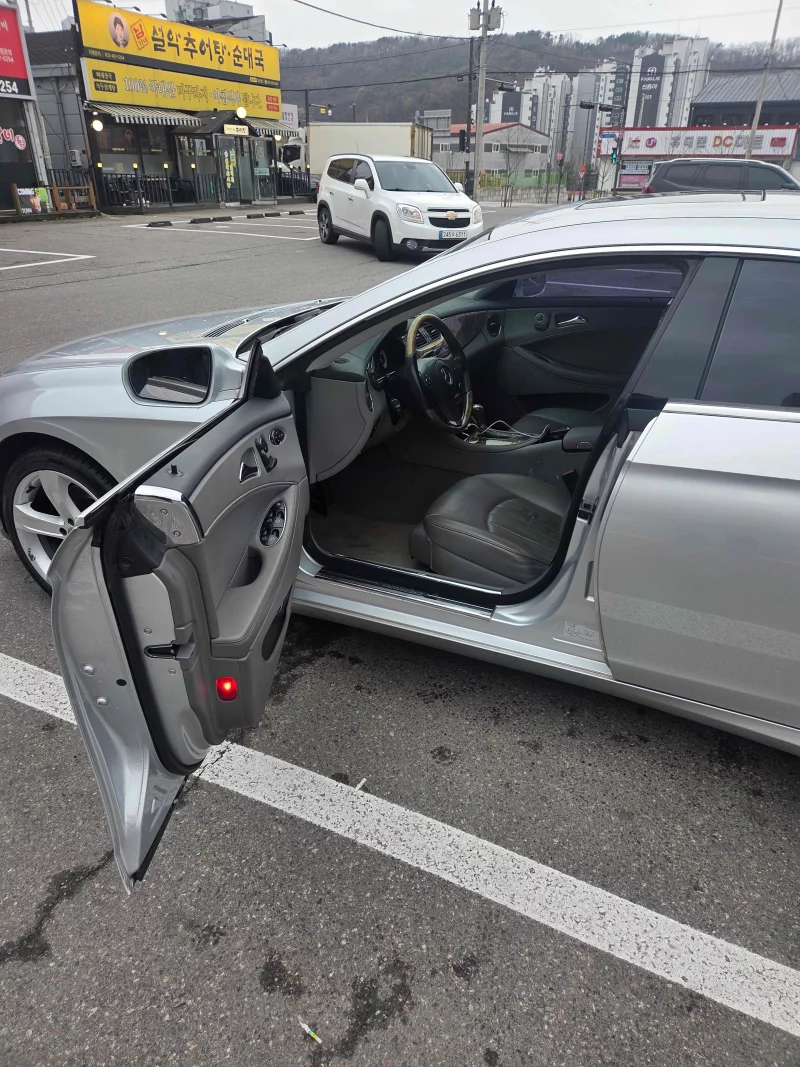 Mercedes-Benz CLS-Class