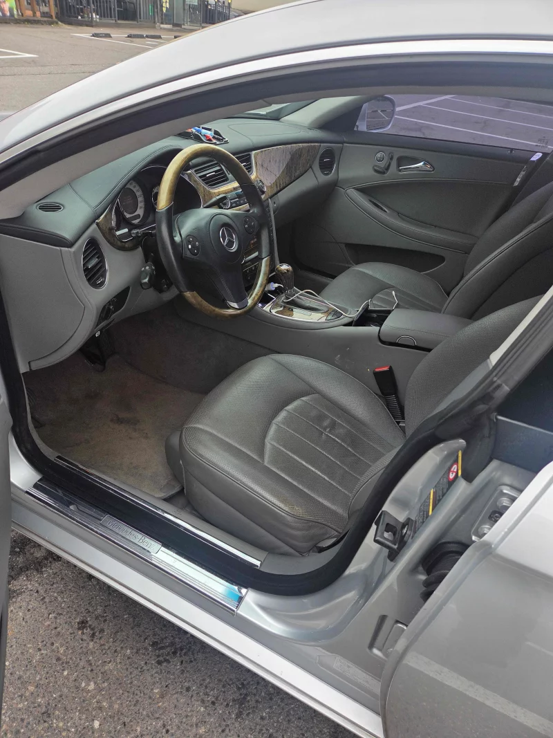 Mercedes-Benz CLS-Class