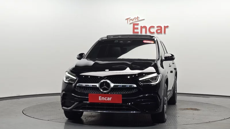 Mercedes-Benz GLA-Class
