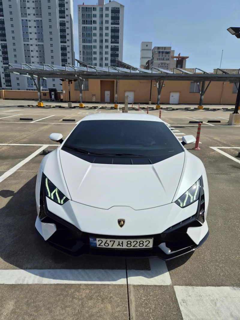 Lamborghini HURACAN