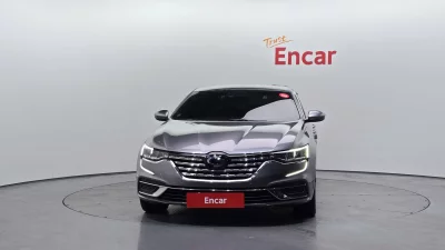 Renault SM6
