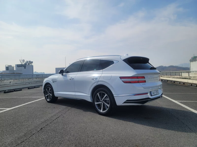 Genesis GV80