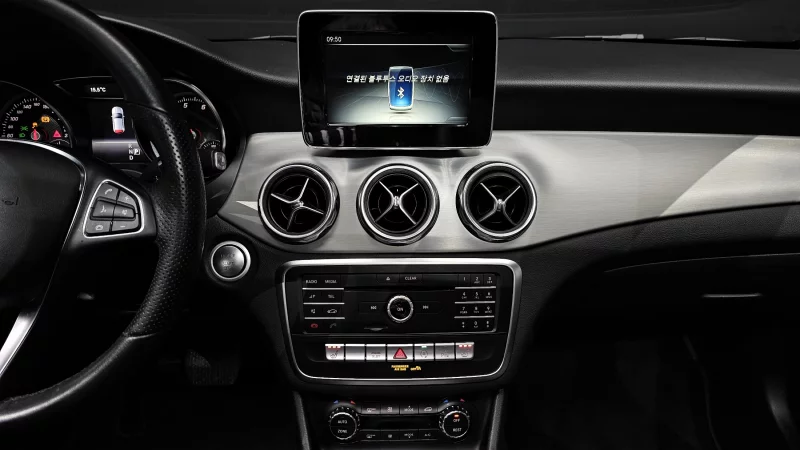 Mercedes-Benz GLA-Class