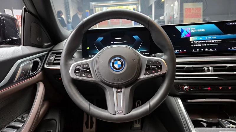 BMW i4