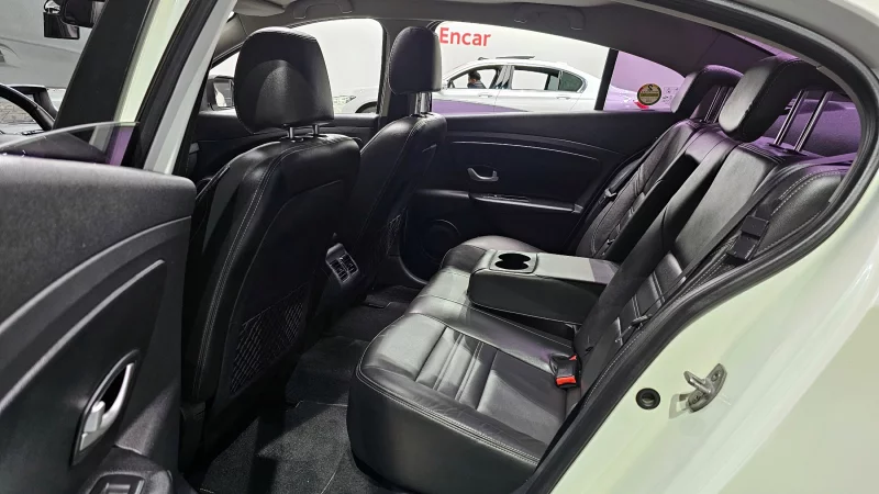 Renault SM3