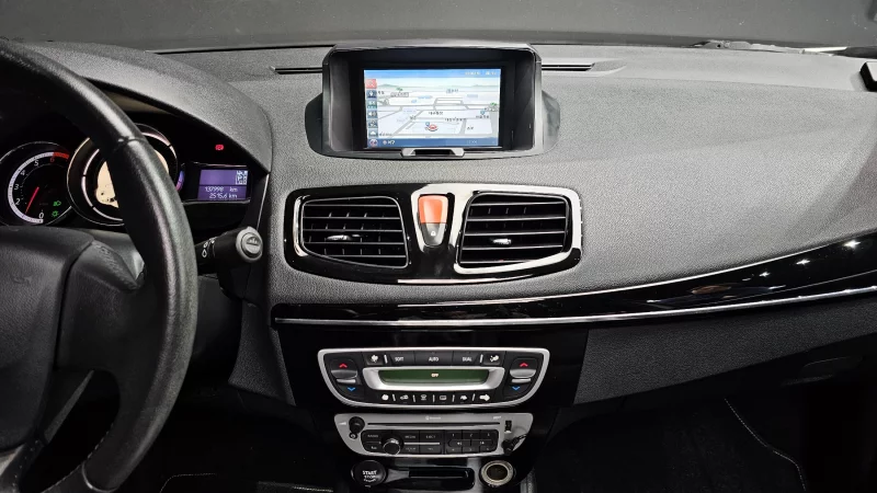 Renault SM3