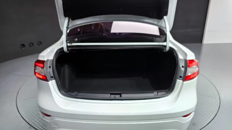 Renault SM3