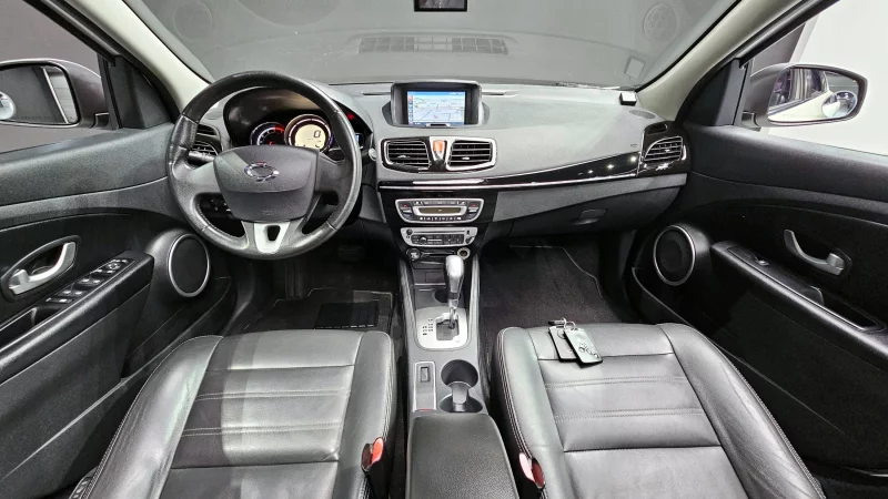 Renault SM3