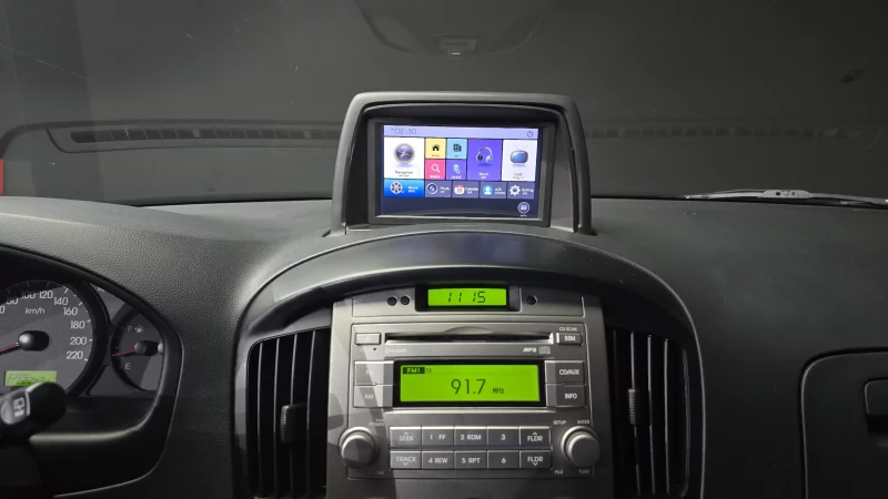 Hyundai Grand Starex