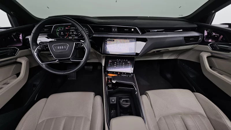 Audi e-tron
