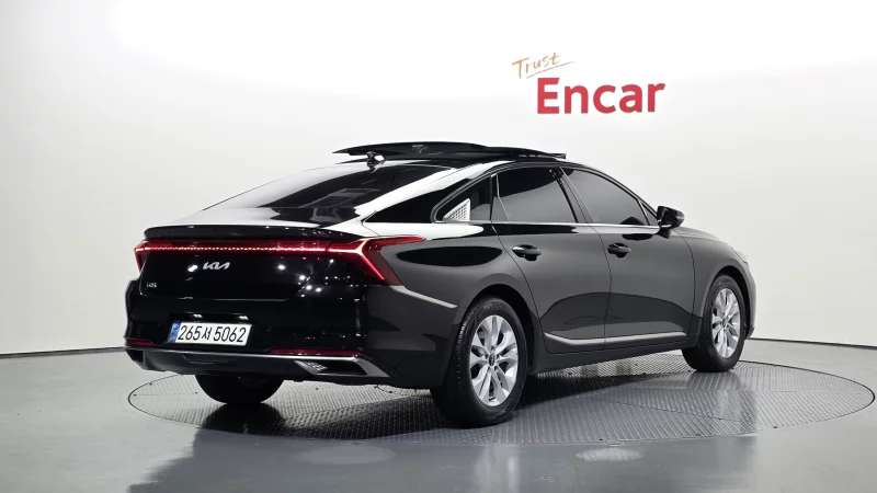 Kia K8