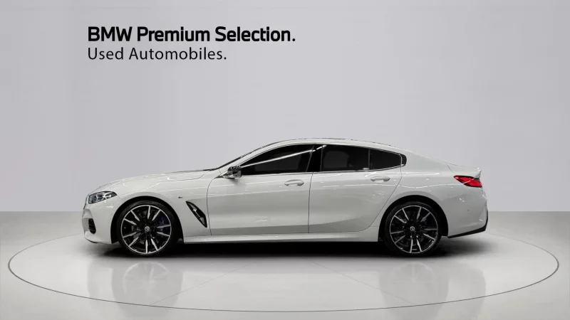 BMW 8-Series