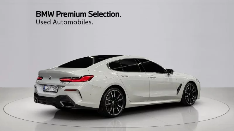 BMW 8-Series
