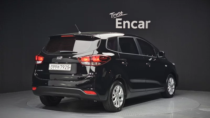 Kia Carens