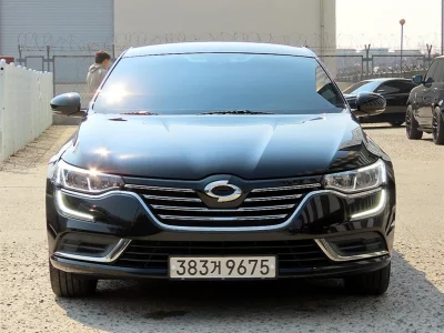 Renault SM6