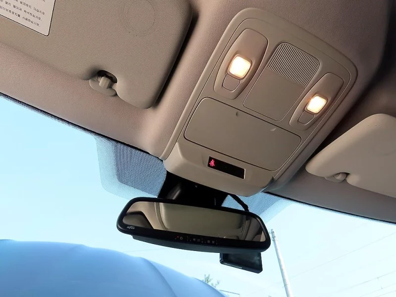 Renault SM6