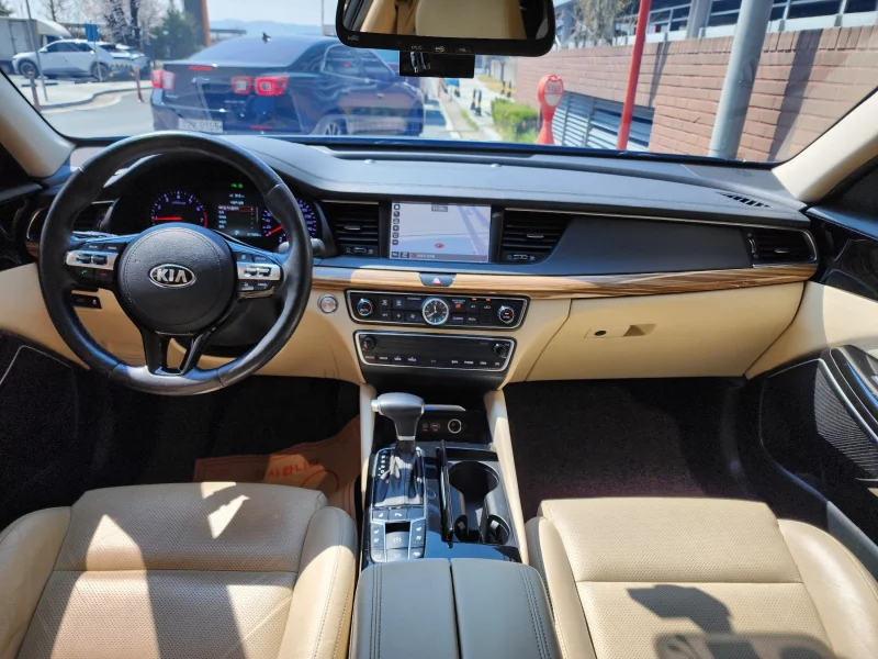 Kia K7