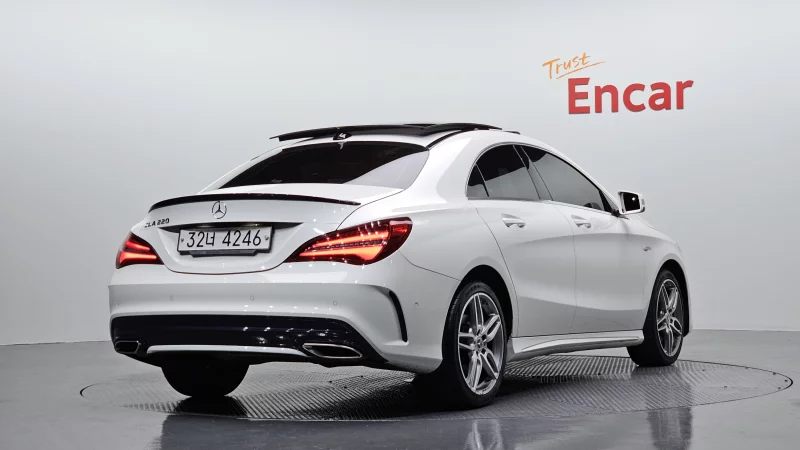 Mercedes-Benz CLA-Class