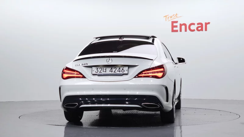 Mercedes-Benz CLA-Class
