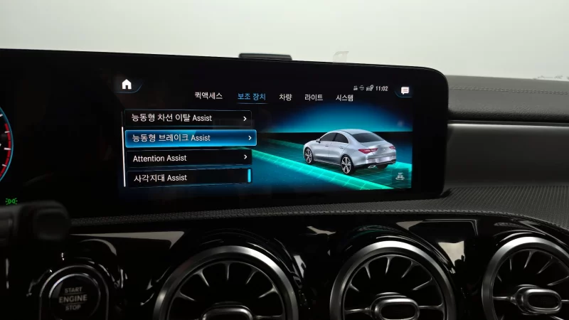 Mercedes-Benz CLA-Class