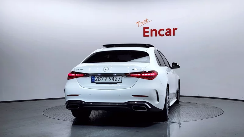 Mercedes-Benz C-Class