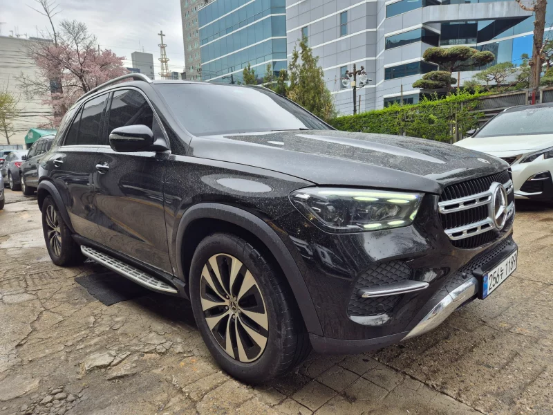 Mercedes-Benz GLE-Class