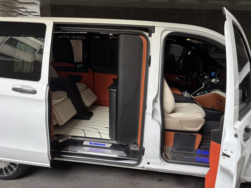 Mercedes-Benz V-Class