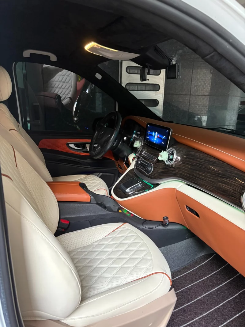 Mercedes-Benz V-Class