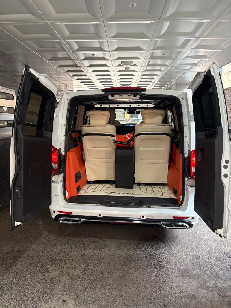 Mercedes-Benz V-Class