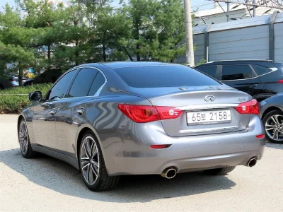 Infiniti Q50