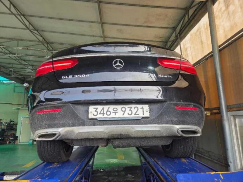 Mercedes-Benz GLE-Class