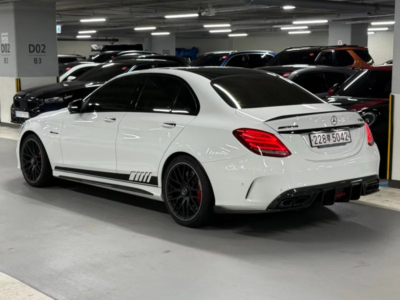 Mercedes-Benz C-Class