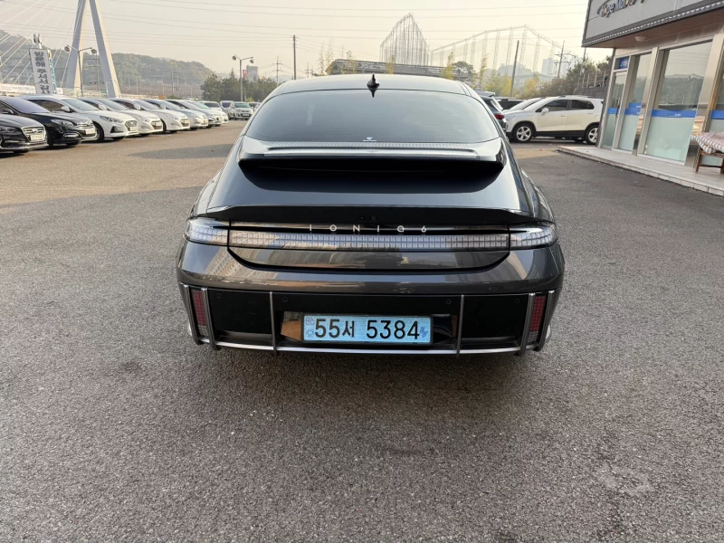 Hyundai Ioniq 6