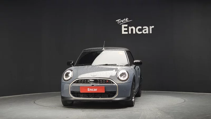 MINI Cooper Convertible